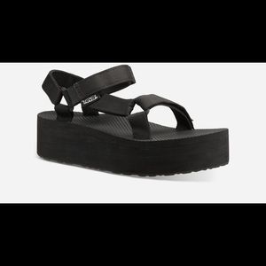Teva Flatform Universal - Black Size 7
